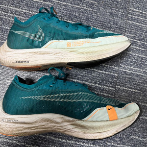 나이키 베이퍼플라이2 베이퍼 플라이 넥스트 퍼센트 2 사이즈 270 이미지