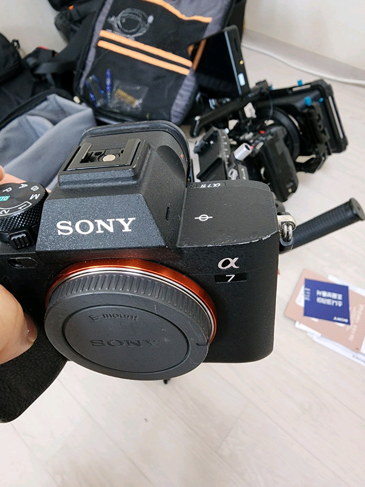 소니 a7m4바디--6