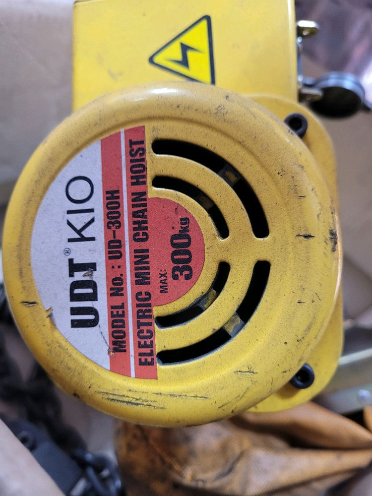 UDT키오 전동호이스트 300KG 중고 판매합니다--4