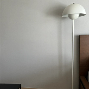 포라이트 플라워팟 VP5 무광 화이트 스탠드 조명