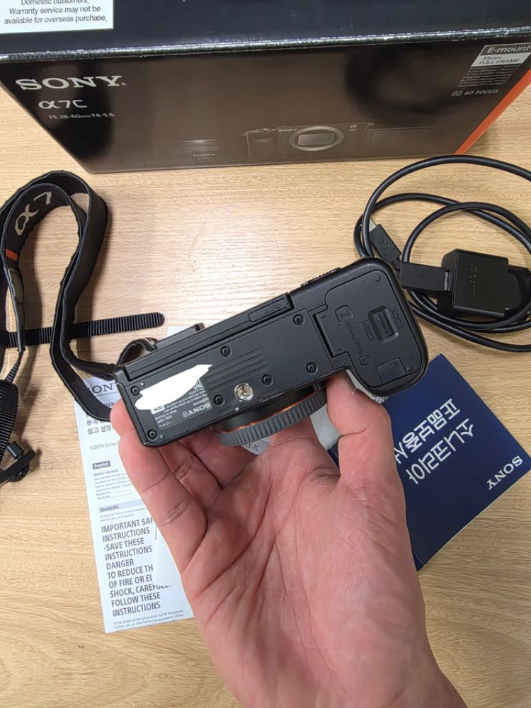 소니a7c 실버상태좋은 풀박스팔아요--3
