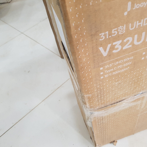 V32UE-E 4K 주연테크