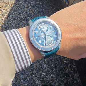 [판/교] 몽블랑 시계 1858 지오스피어 제로 옥시젠 마운트 빈슨 한정판 이미지