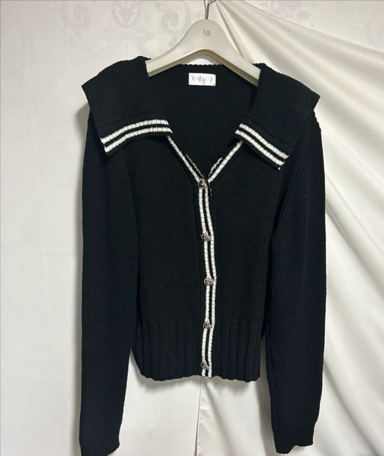 리리앤코 자체제작 카라단추가디건 판매 이미지