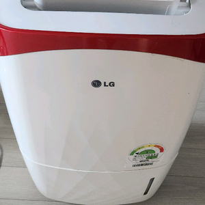 LG 제습기 LD-108DFR 팝니다