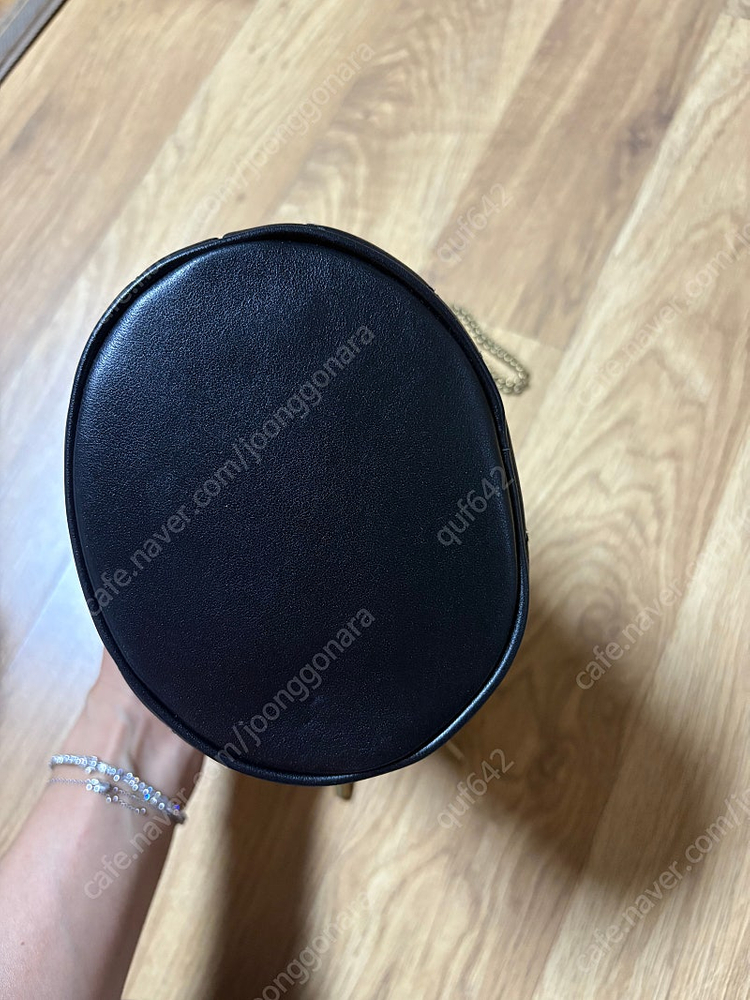 구찌 미니 버킷백 이미지