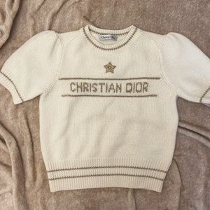 디올 아이보리 반팔 니트