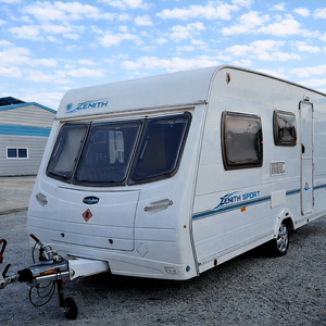 루나 제니스 카라반 / 650만원 / 초저렴 카라반!! 캠핑 입문용!! 견인면허X