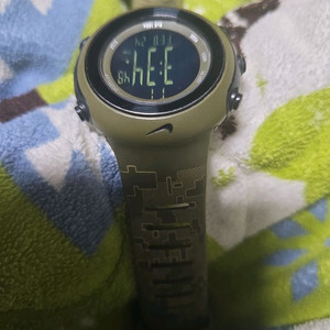 나이키스포츠 시계 이미지