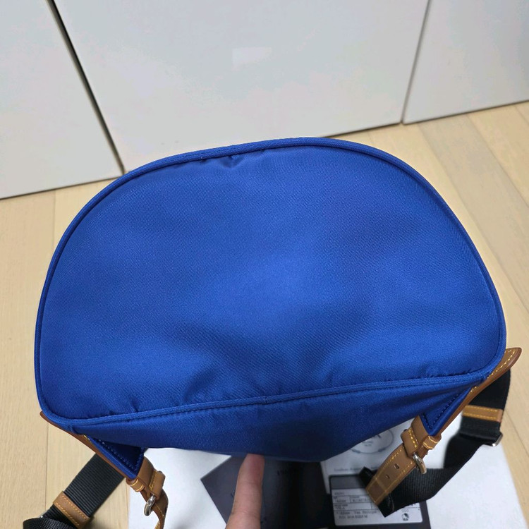 프라다 정품 삼각로고 나일론 사피아노 백팩--7