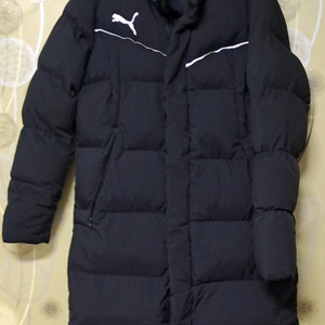 푸마 롱패딩 블랙 55~66반까지 오늘안으로 사실 분?? 3천원에 드림. 압구정로데오역