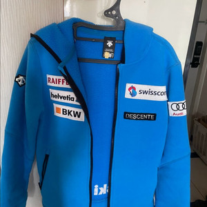 데상트스위스스키팀플리스160