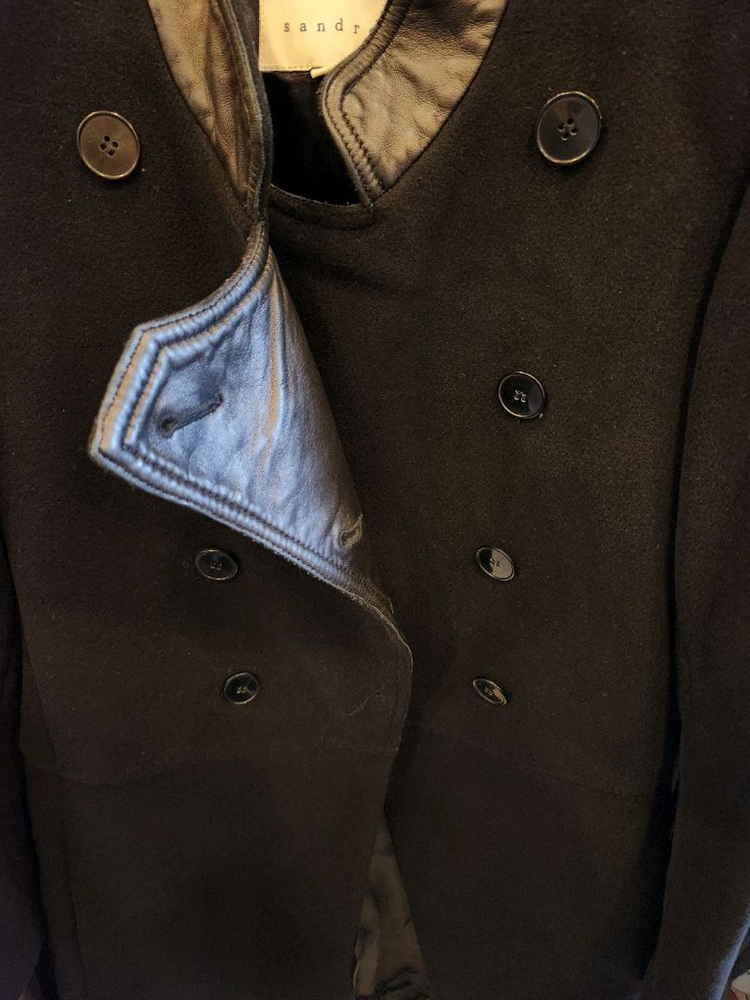 산드로 블랙 더블코트--7