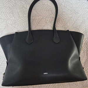 사르투 TYE 숄더백 블랙