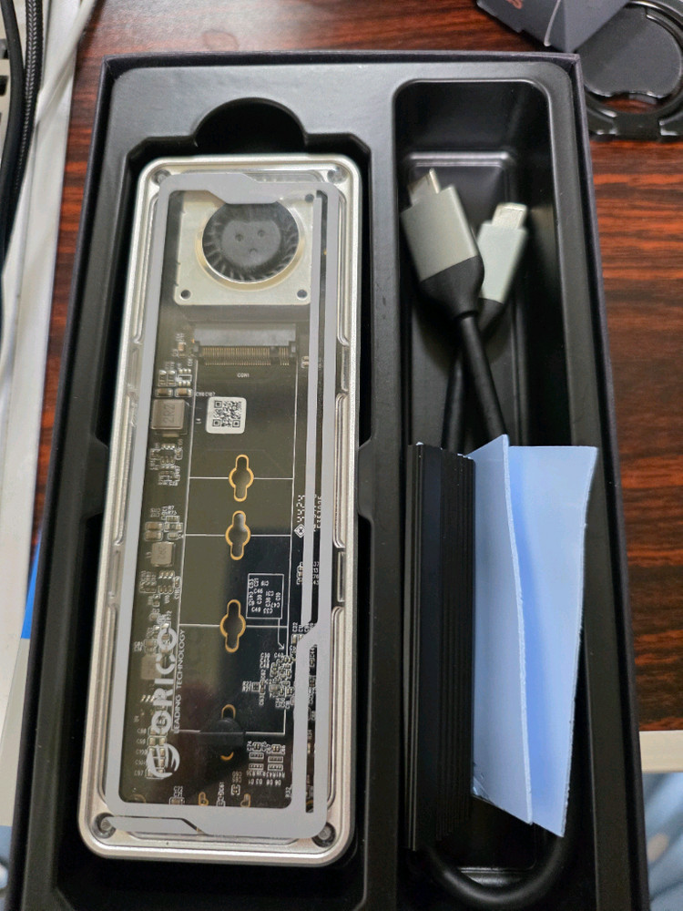 ORICO M.2 SSD 인클로저 Aluminum Crystal 외장하드 케이스--1