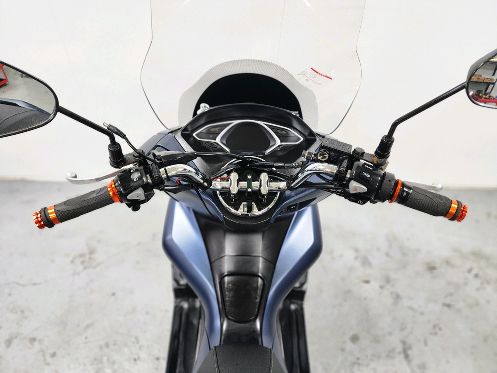 PCX125 20년식 신차급컨디션--5