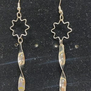 공방 웨딩 하객 귀걸이 빛을 비추면 엄청 반짝여