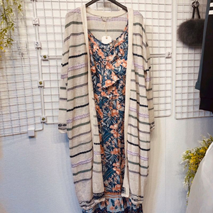 새옷 S 멀티 쟈가드 롱가디건 써스데이아일랜드