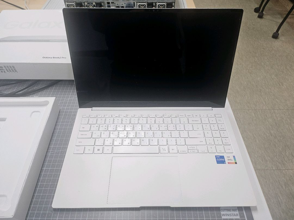 삼성 갤럭시 북2 Pro NT950XEW i5 이미지