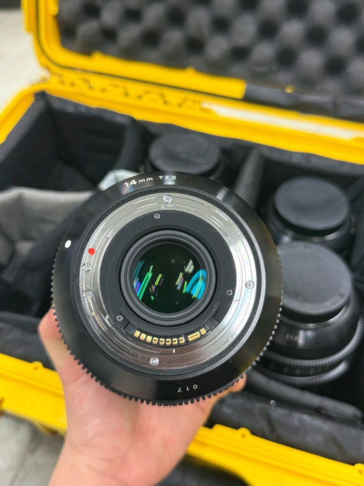 시그마 시네 단렌즈 14,20,24,35,50,85,135 7구 판매합니다 ef 가격내림 이미지