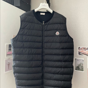정품 몽클레어 경량 베스트 블랙 사이즈S