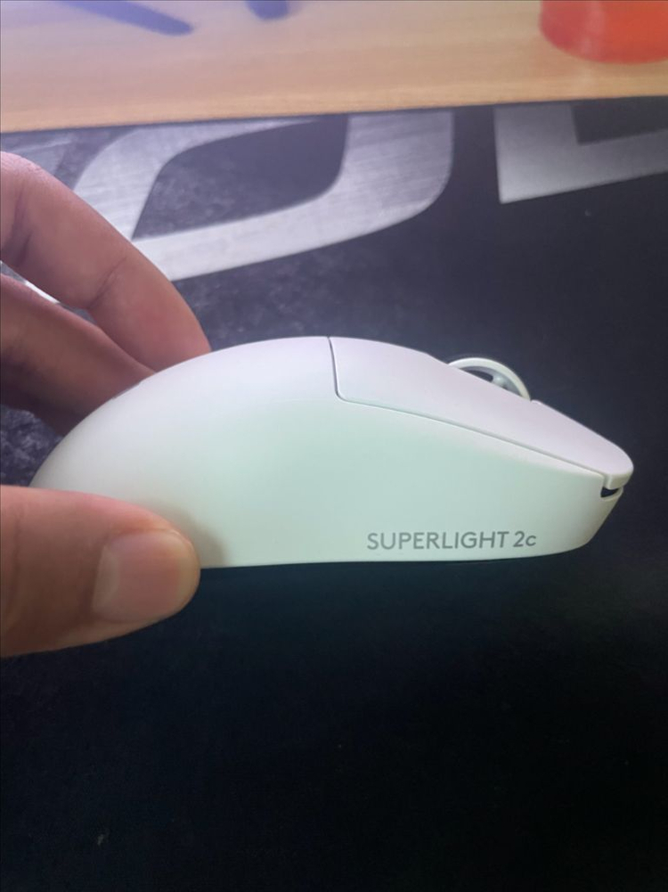 지슈라2c 화이트 풀박스 팝니다--1