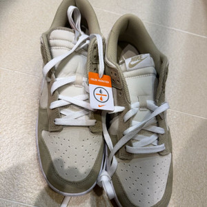 나이키 덩크 로우 베이지 280mm