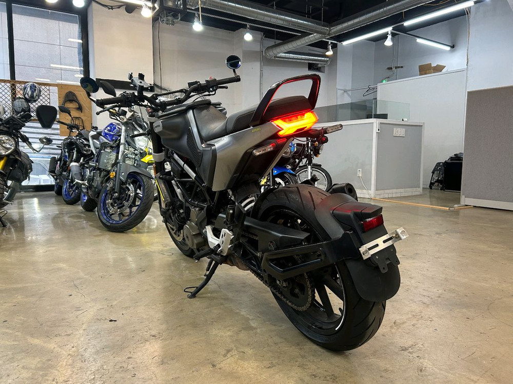 스바르트필렌250 21년 2.8만km 관리잘한차량--6