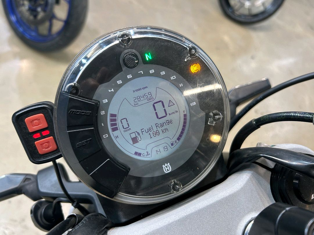 스바르트필렌250 21년 2.8만km 관리잘한차량--9