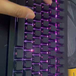 몬스긱m3 풀 알루미늄 커스텀키보드 저소음갈축 팝니다