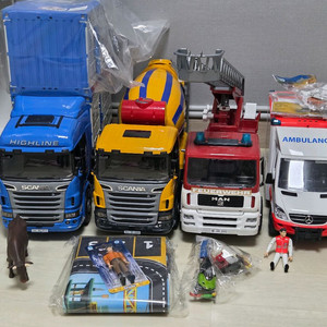 브루더 스카니아 동물수송트럭 시멘트럭 벤츠 엠블런스