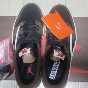 스캇로우 OG 모카 250size 나코탭