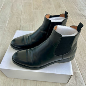 (영국 구입) 처치스 첼시 부츠 37 1/2사이즈(250mm)