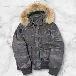 인터크루 퍼 후드 퀼팅 경량 밀리터리 점퍼 95 사이즈