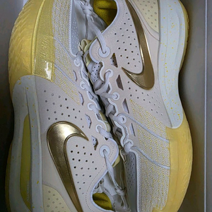 농구화 화이트/골드