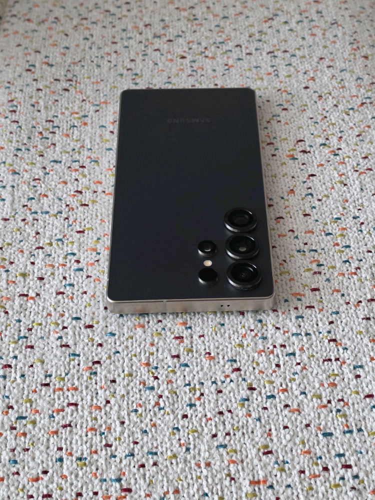 [SS 급] 갤럭시 S25 울트라 티타늄 블랙 1TB 12GB 메모리 자급제--2