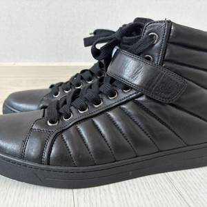 PRADA 프라다 남성화 팝니다.