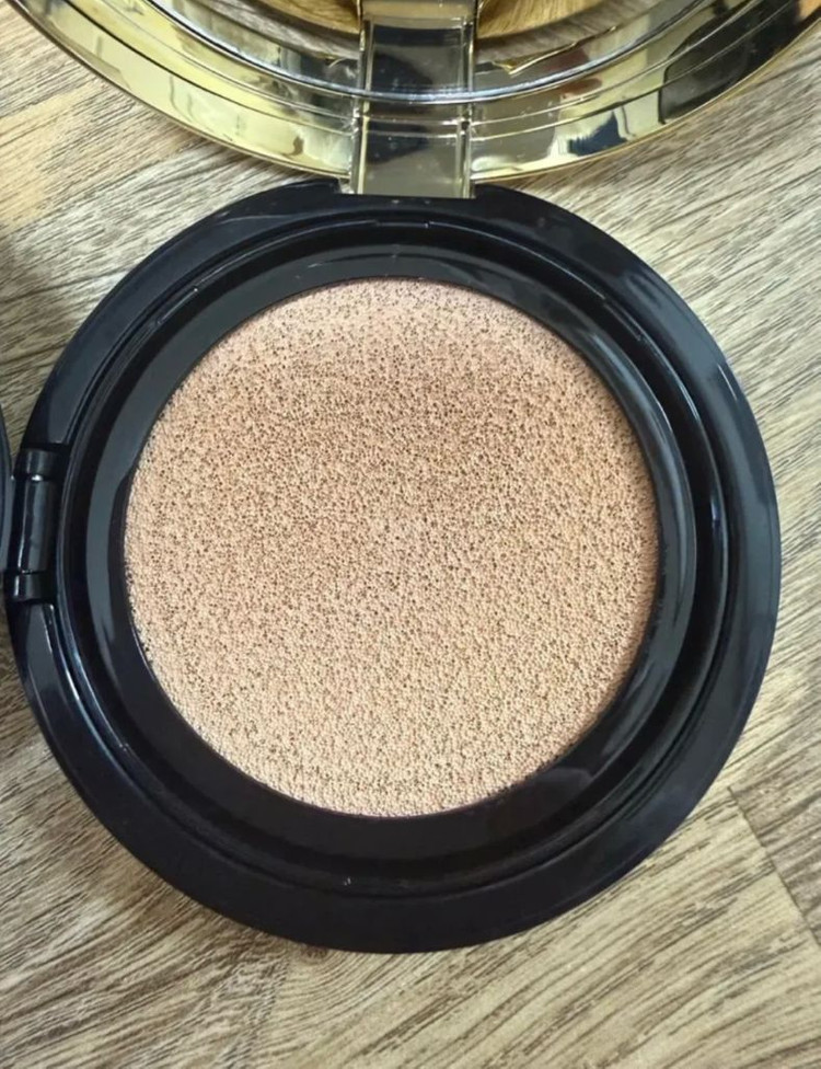 입생로랑 엉크르 드 뽀 쿠션 10호--2