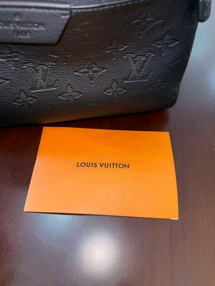 루이 비통 디스커버리 백팩--1