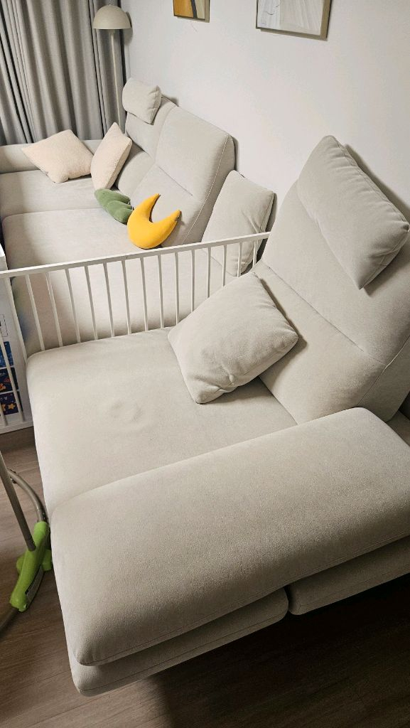 에싸 트리움 4인 카시미라 쇼파(스툴, 헤드레스트2개, 쿠션2개) 이미지