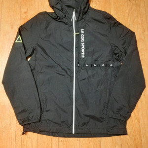 (정품새옷수준)르꼬끄 스포르티브 얇은 냉감용 바람막이 후드 블랙 자켓, 95