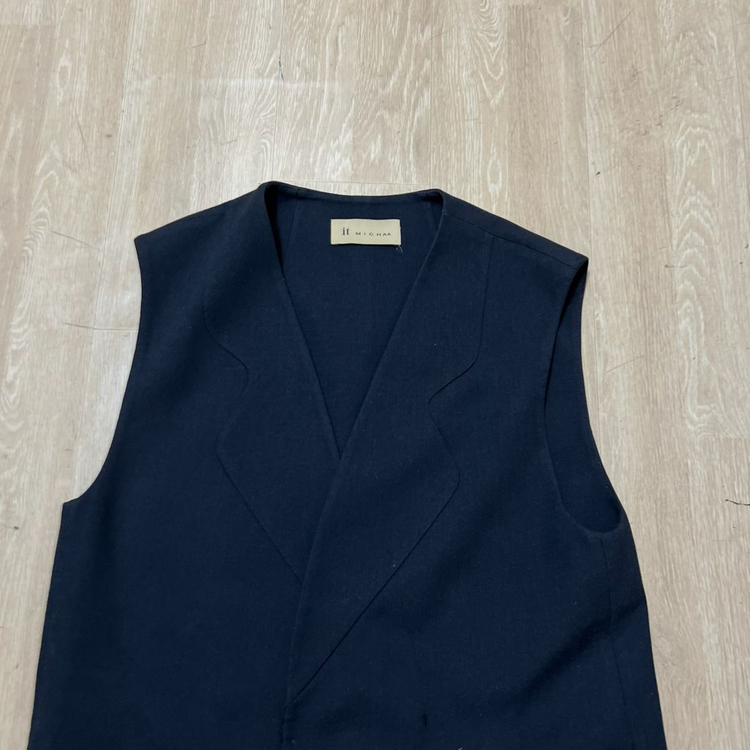 잇미샤 여성 미니멀 노카라 베스트 원피스 82-88-160 이미지