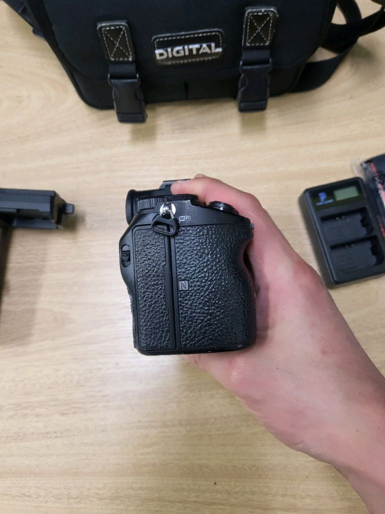 a7m3 5천컷대민트급 바디판매합니다 풀박스구성입니다--5