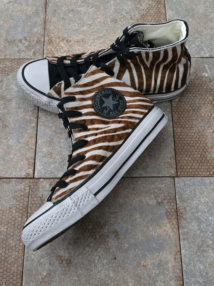 (235)컨버스 척테일러 올스타 지브라 송치 하이 스니커즈 운동화--5