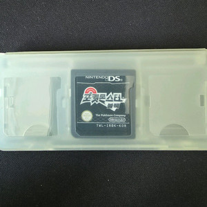 포켓몬스터 블랙 알칩 팝니다.