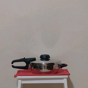 (중고)휘슬러 압력솥 팝니다(2.5리터)