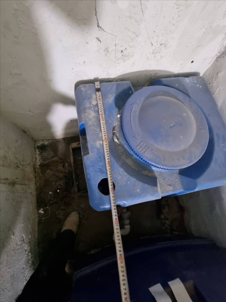 사각 물탱크 200 + 400 + 100?? 리터 일괄 판매합니다 이미지