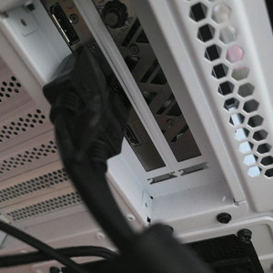 9950x3d 5080 본체 삽니다 이미지