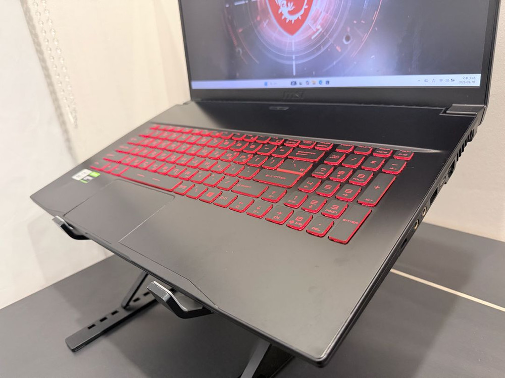msi 게이밍 노트북(GTX1650,17.3인치,144hz)--9