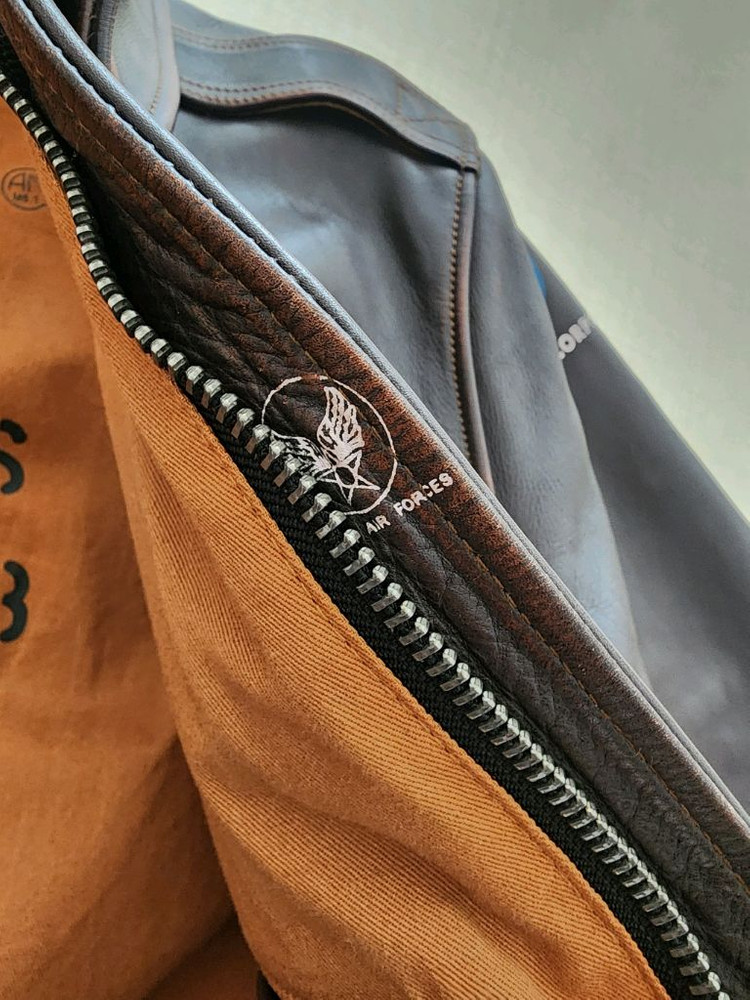 A-2가죽 자켓 이미지